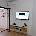 Deluxe One Bedroom Near Lägenhet Durrës