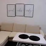 Deluxe One Bedroom Near * Δυρράχιο