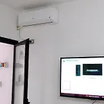 Deluxe One Bedroom Near Διαμέρισμα Δυρράχιο