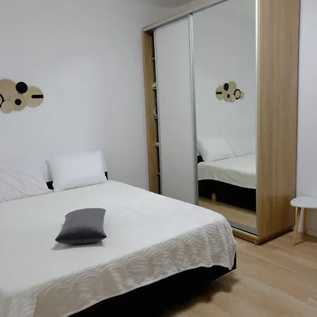 Family One Bedroom Near *