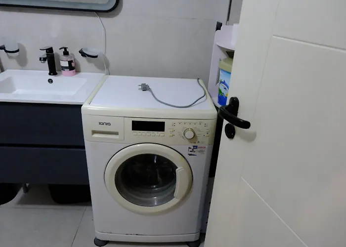 Apartament Deluxe One Bedroom Near