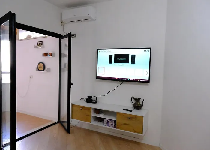 Deluxe One Bedroom Near Apartament Durrës
